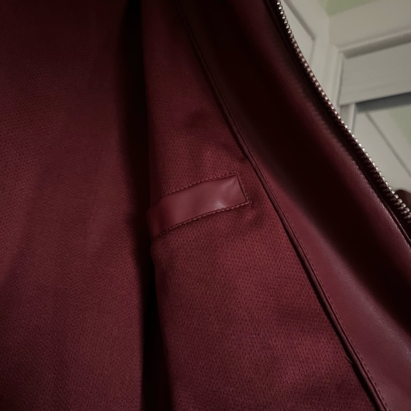 GUESS Leather Jacket - Picture 7 of 7